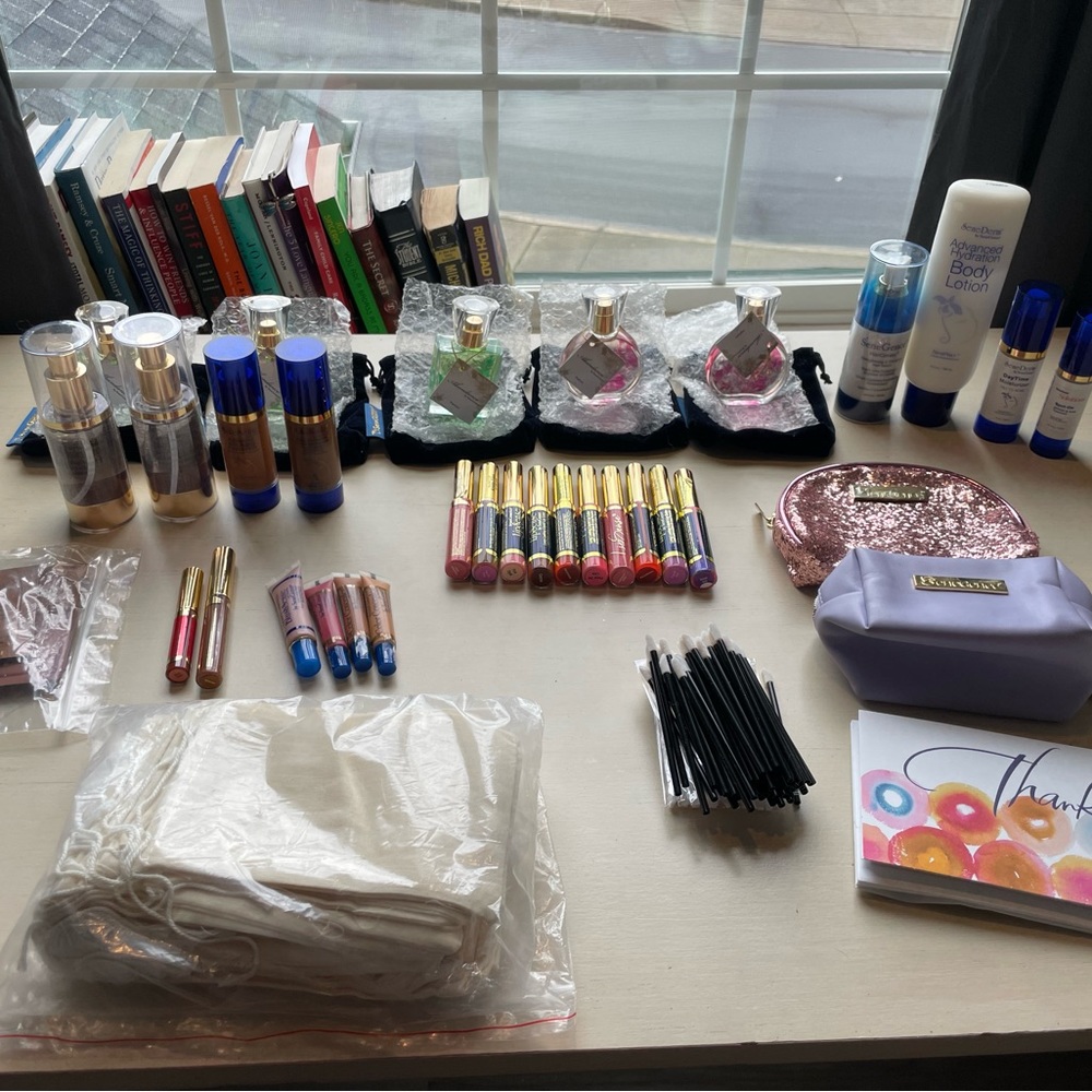 SeneGence Lot.  All NEW!